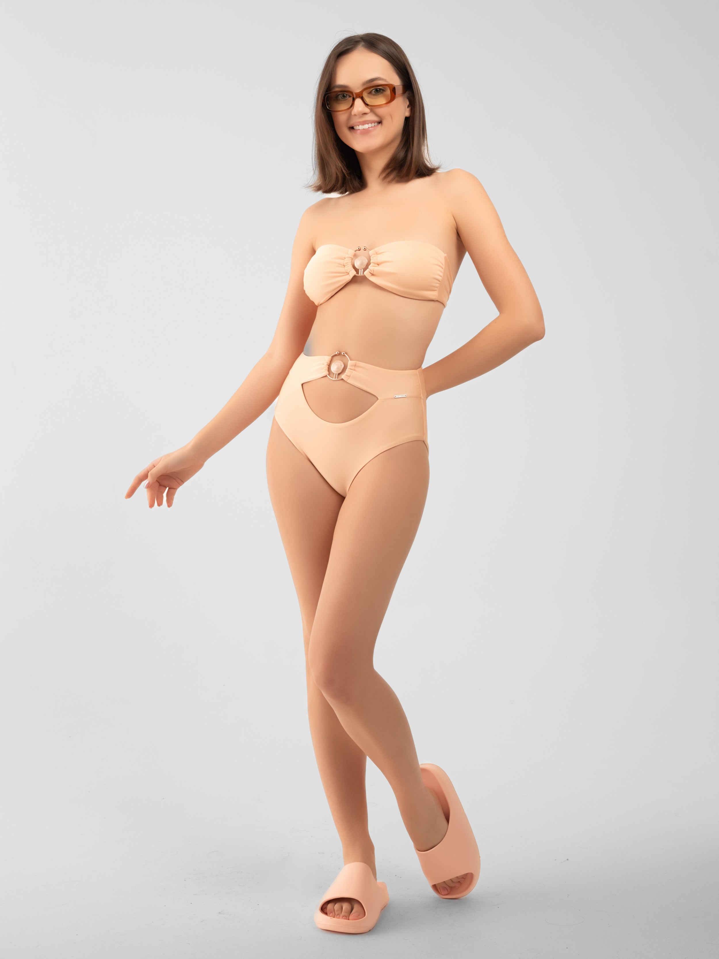 KAMILA O-RING NUDE TOP